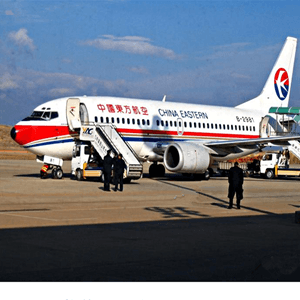 巴马机场空运航空快运业稳步发展的原因是什么？